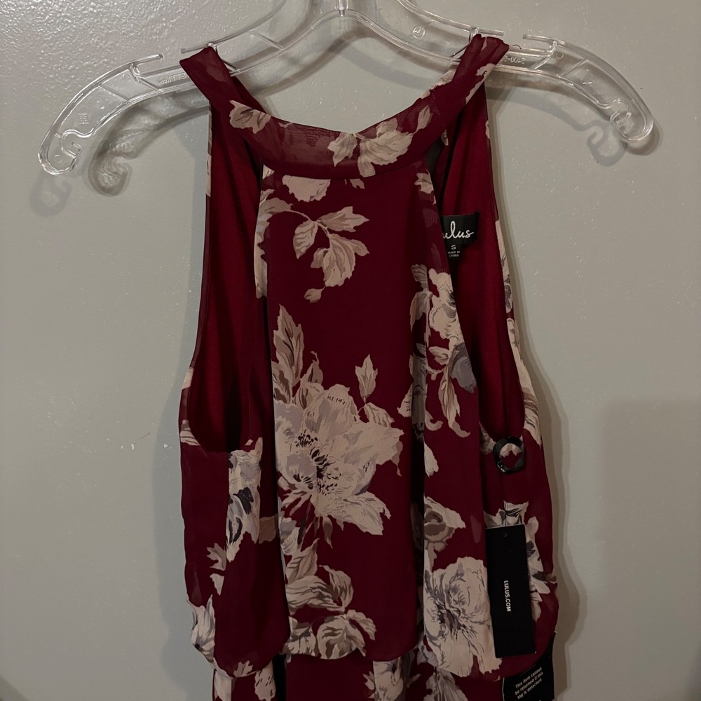 NWT Lulus Burgundy Floral Sleeveless Halter Neck Jumpsuit (Women's Small)‎